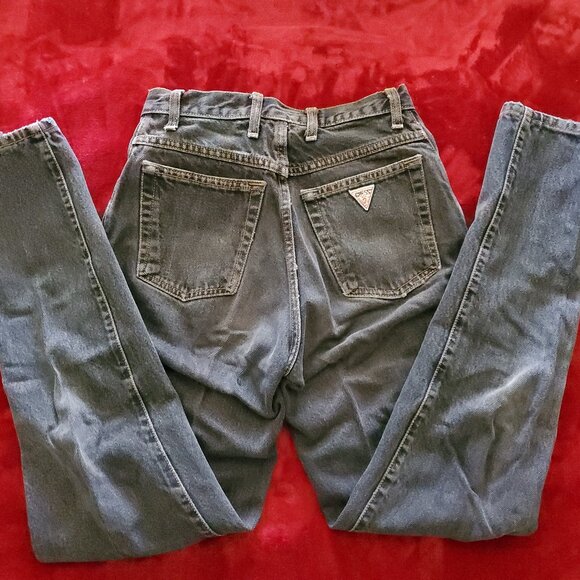 Black Guess straight leg jeans size 27 - Picture 2 of 4